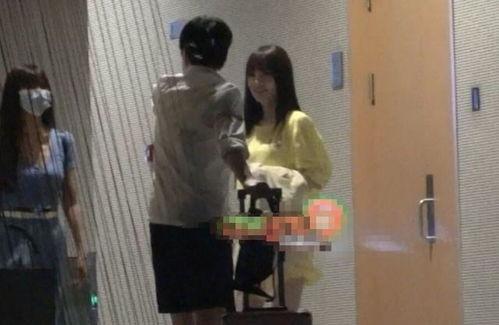 李小璐爆料甜馨视频在线观看,李小璐罕见爆料，网友热议