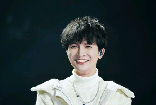 圈内爆料周深段子,段子手背后的音乐精灵